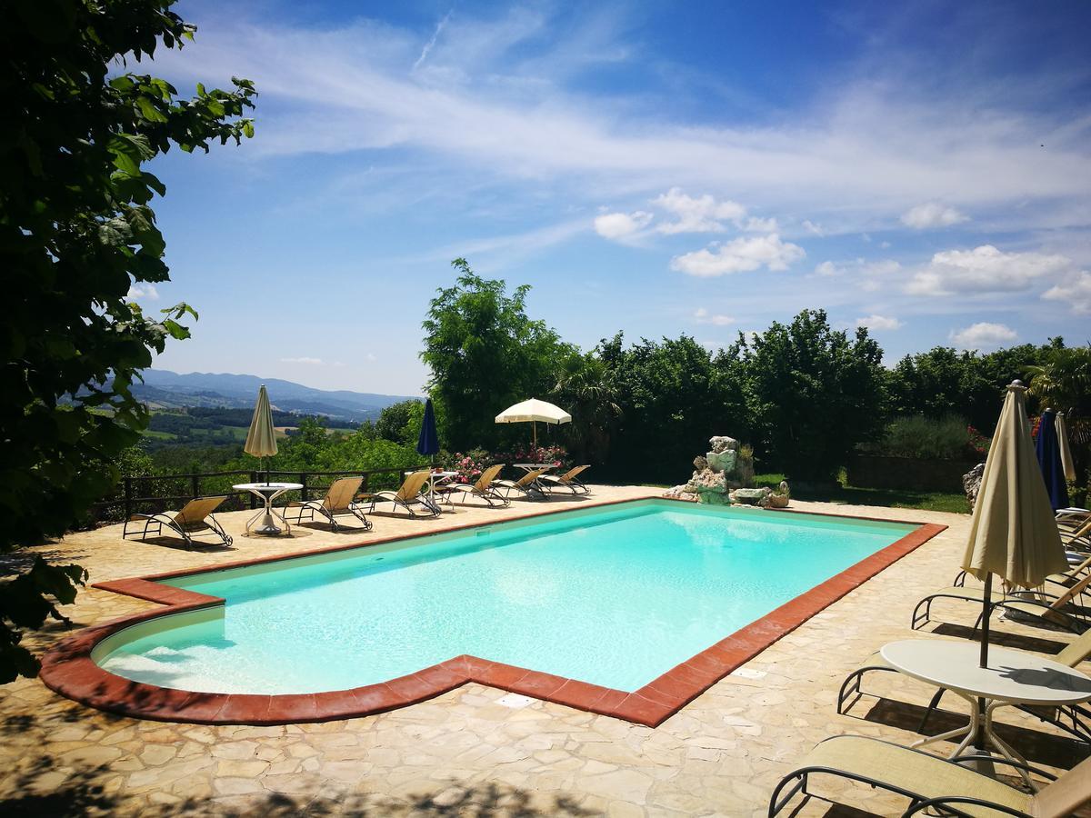 Agriturismo Casale Dei Frontini San Terenziano Eksteriør billede