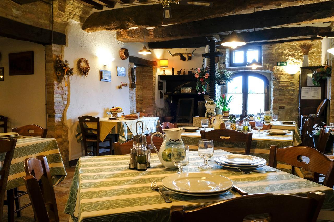 Agriturismo Casale Dei Frontini San Terenziano Eksteriør billede